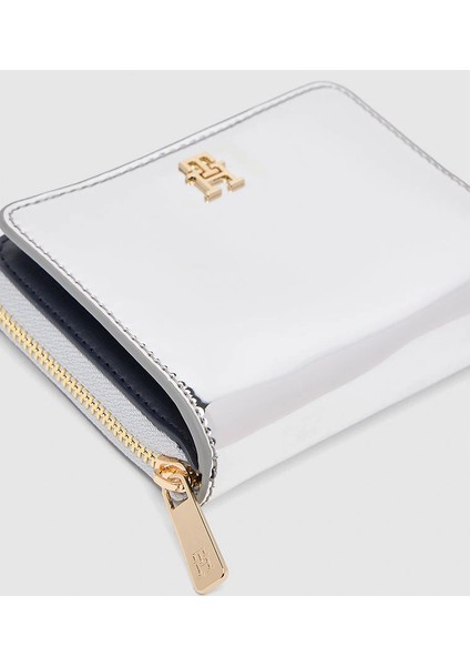 Orta Boy Fermuarlı Metalik Kapaklı Kadın Gri Cüzdan AW0AW18037PE6 indirimleri