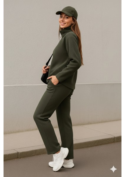Kadın Balıkçı Yaka Fermuar Detay Polar Sweat ve Pantolon Ikili Takım