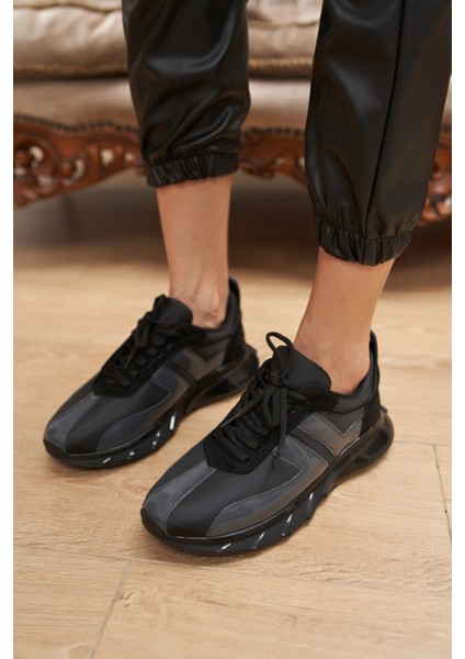 Fabiana Kadın Siyah Paraşüt Seffaf Detay Airtaban Sneakers