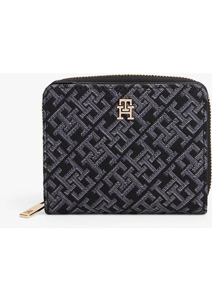 Th Icon Orta Boy Kapaklı Fermuarlı Jakarlı Kadın Siyah Cüzdan AW0AW17957BDS