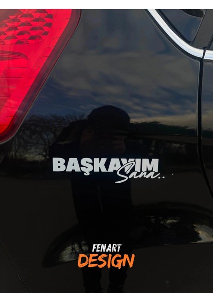 Başkayım Sana Yazı Kırmızı Jdm Araba Motosiklet Cam Etiket Sticker 19X5CM