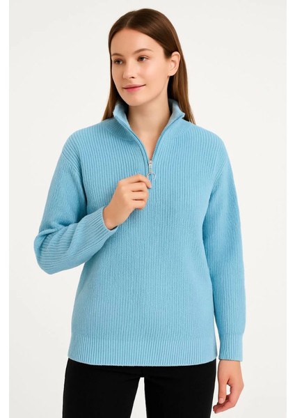 Kadın Yarım Fermuarlı Triko Kazak – Selanik Örgü, Dik Yaka, Pamuklu Dokuma, Oversize Uzun Kollu Kışlık Model - Bebe Mavisi