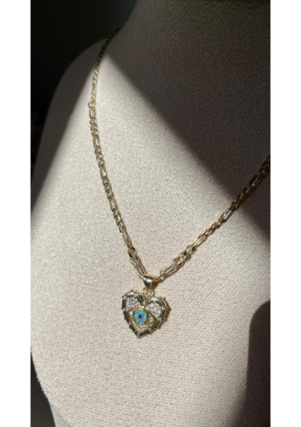 Kalp Nazar Detaylı Zirkon Taşlı Gold Çelik Kolye modelleri