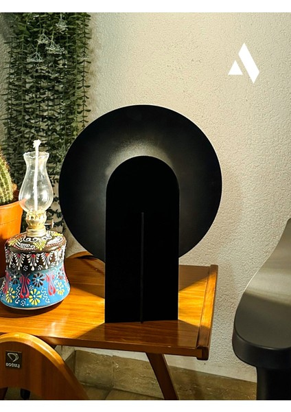 Lumea Masa Lambası – Kitap ve Kahve Köşeleri Için Sade ve Şık Aydınlatma (Siyah & Doğal Renk)