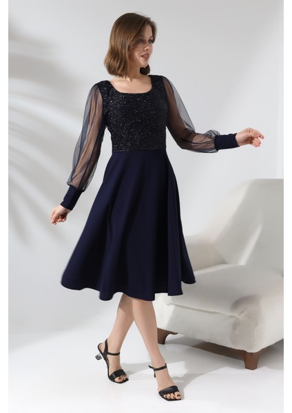 Simli Yuvarlak Yaka Elbise F119