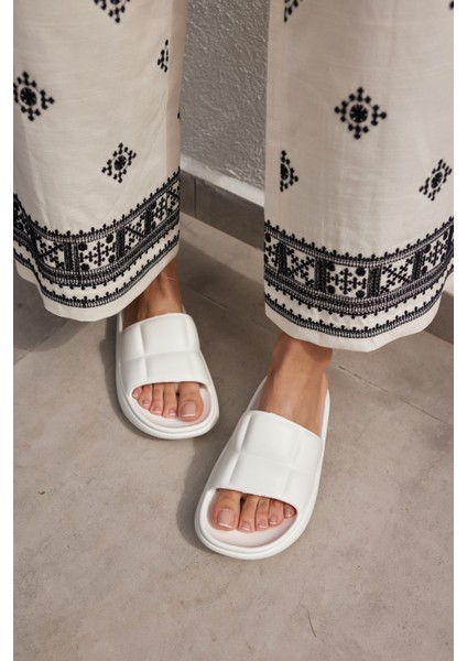 Clarisa Unısex Bej Baklava Desen Eva Gunluk-Plaj Platform Terlık