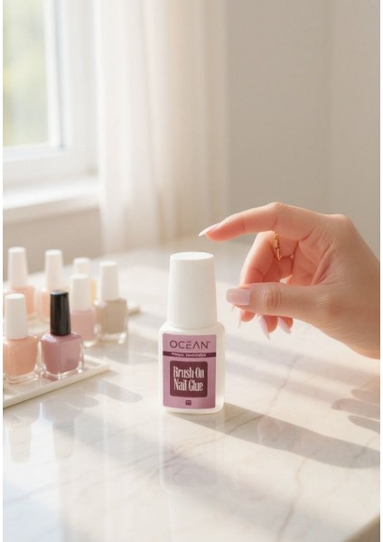 Ocean Fırçalı Başlık Tırnak Yapıştırıcı - Brush-On Nail Glue 7g