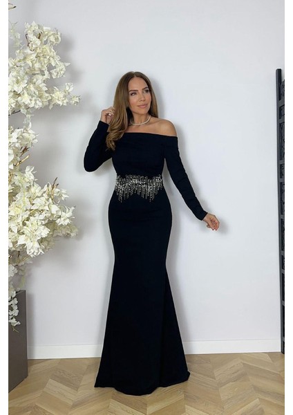 G1608 Madonna Yaka Inci ve Taş Detaylı Abiye Elbise Siyah