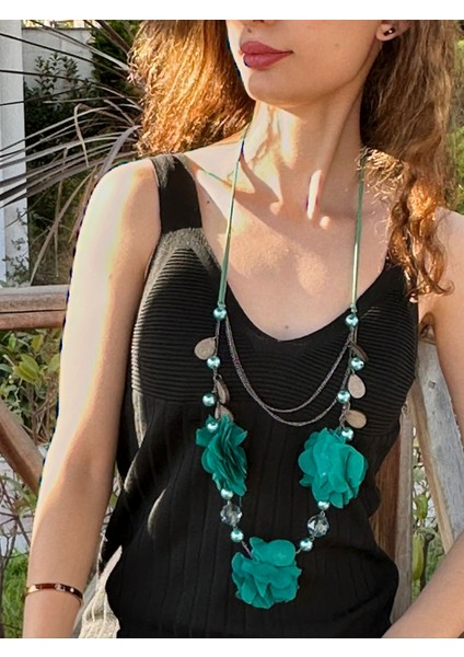 Kabartma Çiçekli Kadın Kolye 50 cm