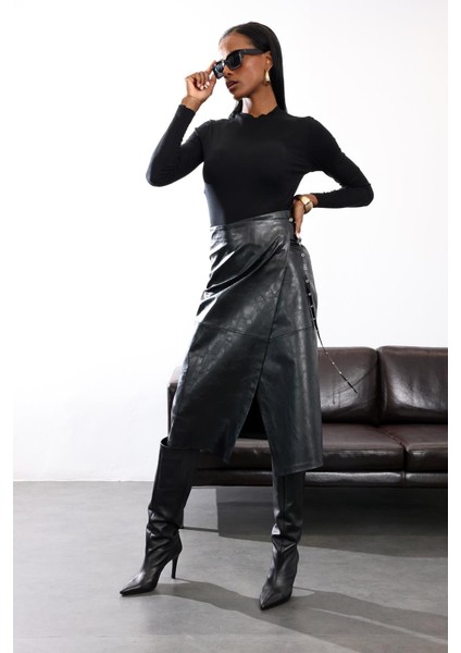 Siyah Dik Yaka Uzun Kollu Tişört 17068 fiyatları