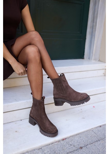 Pascali Kadin Kahve Gercek Deri Süet Lastıklı Bot