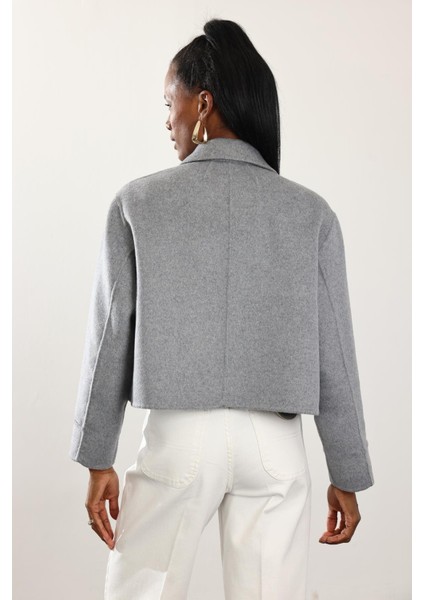 Gri Gömlek Yaka Kısa Yün Ceket modelleri