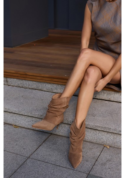 Cecile Kadin Taba Tutun Gercek Suet Topuklu Bot