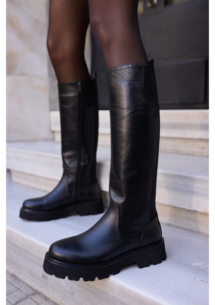 Dalila Kadın Siyah Gercek Deri Arka Lastık Fermuar Detay Xl Eva Taban Çizme