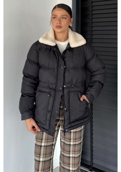 Peluş Yaka Detaylı Astarlı Kadın Şişme Mont P-00018915