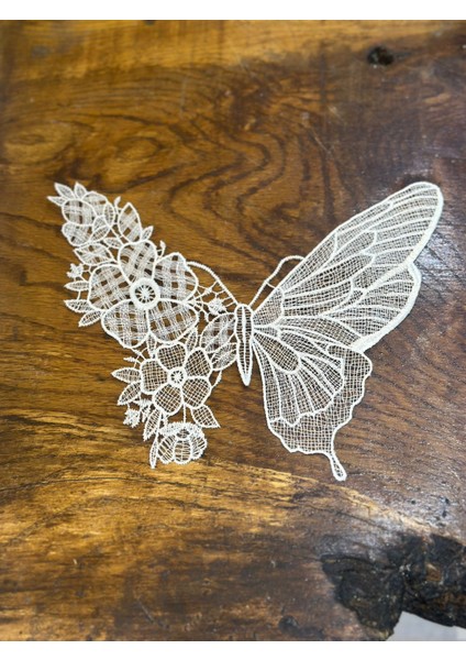 Beyaz Güpür Kelebek Dikiş Giyim Aplike 25X21 cm