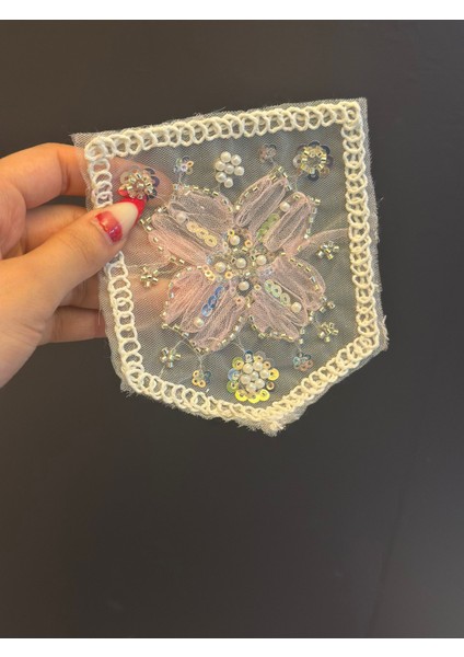 Boncuk Payet Işleme Çiçekli Cep Arma 14X12 cm fiyatları