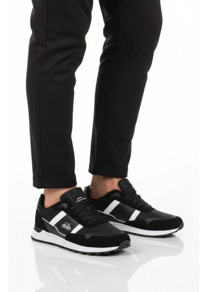 Siyah-Beyaz Bağcıklı Erkek Spor Ayakkabı Optica M modelleri