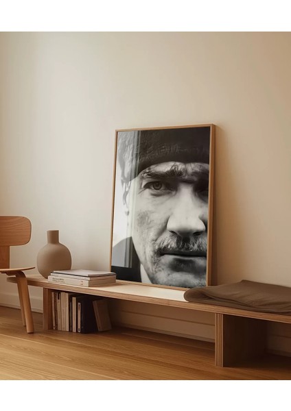 Çerçevesiz Poster Liderin Gözleri modelleri