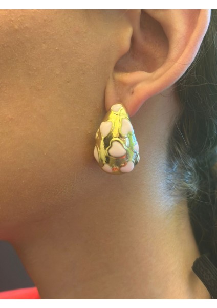 Kalpli Tasarım Kadın Küpe 3 cm