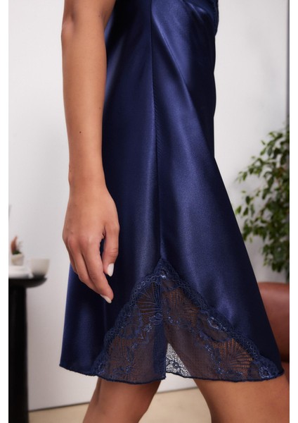 Saten Dantelli Kadın Gecelik ve Sabahlık Takımı - 4510 Lacivert