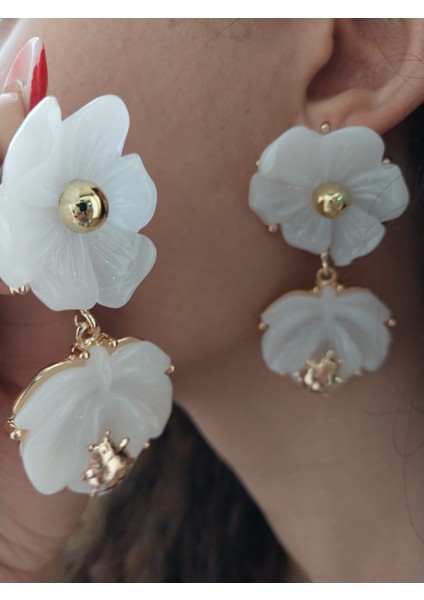 Beyaz Sedefli Uğur Böcekli Kadın Küpe 6 cm fırsatları