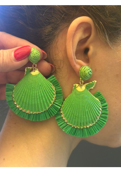 El Yapımı Midye Kadın Küpe 8 cm