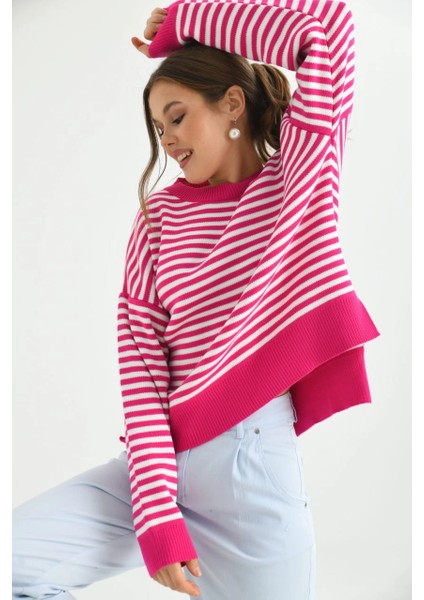 Kadın Kazak Çizgili Yuvarlak Yaka Kazak Fuşya - 224520