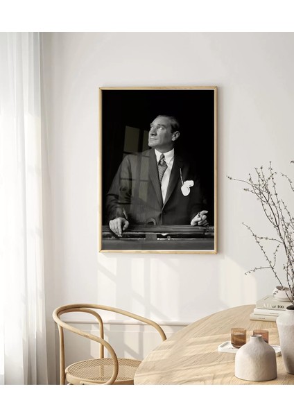 Çerçevesiz Poster Ufka Bakan Lider modelleri