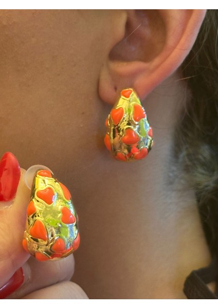 Kalpli Tasarım Kadın Küpe 3 cm