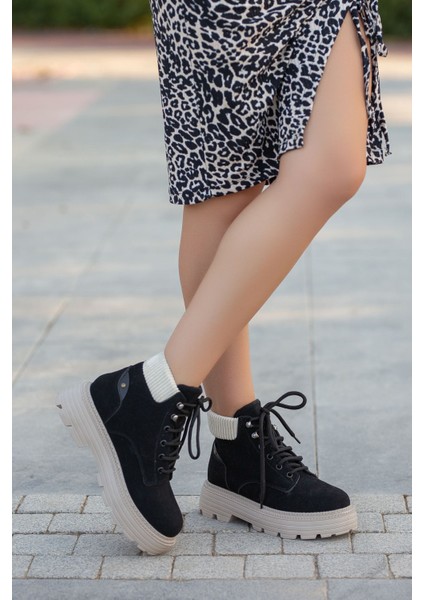 Chester Cat Bağcıklı Bot modelleri