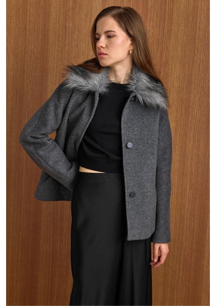 Yakası Çıkabilen Kürklü Kısa Kaban Koyu Gri 3158 modelleri