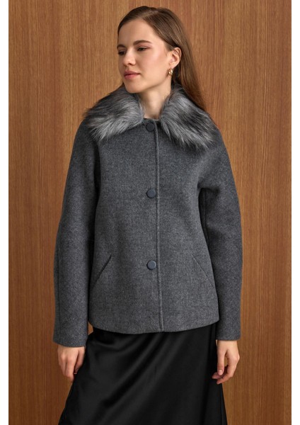Yakası Çıkabilen Kürklü Kısa Kaban Koyu Gri 3158