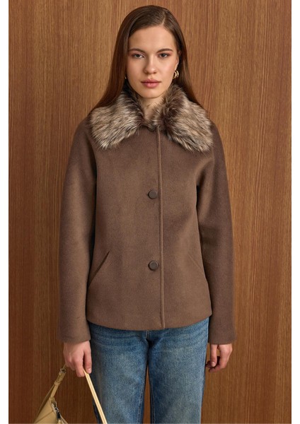 Yakası Çıkabilen Kürklü Kısa Kaban Vizon 3158 fiyatları