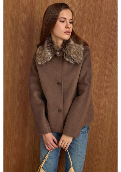 Yakası Çıkabilen Kürklü Kısa Kaban Vizon 3158 fırsatları