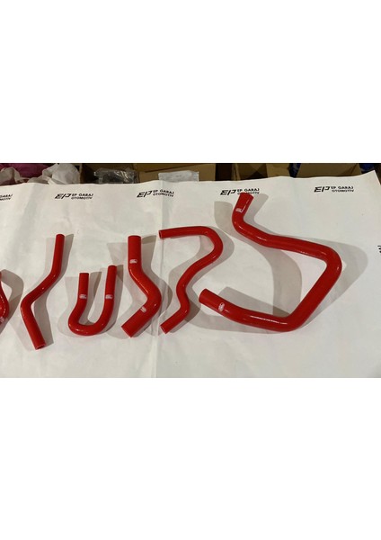 Honda Civic Ies 1996-2001 Model Uyumlu Kırmızı Renkli Samco Hortum Seti