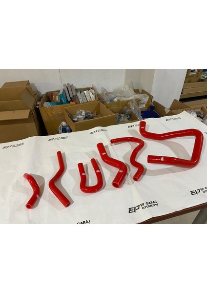 Honda Civic Ies 1996-2001 Model Uyumlu Kırmızı Renkli Samco Hortum Seti modelleri