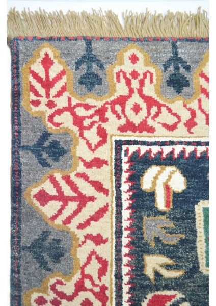 El Dokuma Kars Halısı 143X203 cm (2.9 M²) fırsatları