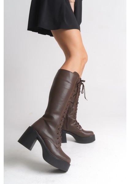 Kalın Yüksek Topuklu Fermuarlı Diz Altı Sade Bağcıklı Kadın Acı Kahve Çizme