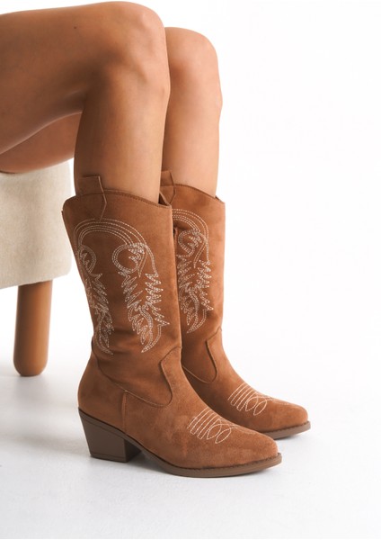 El Yapımı Sivri Burunlu Topuklu Nakışlı Desen Detaylı Cilt Kadın Fermuarlı Kovboy Çizme fiyatları