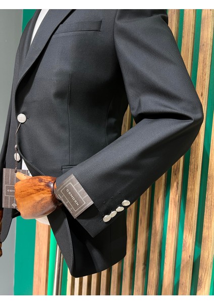 Mono Yaka Siyah Ceket 4023-01 fırsatları