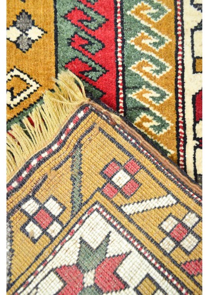 Yünden El Dokuma Kars Halısı 126X184 cm (2.32 M²) fırsatları