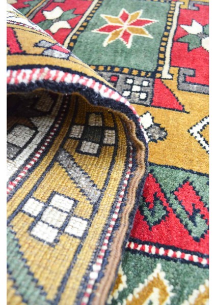 Yünden El Dokuma Kars Halısı 126X184 cm (2.32 M²) indirimleri