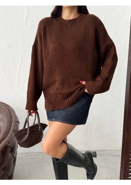 Kadın Yumuşak Dokulu Bisiklet Yaka Oversize Basic Triko Kazak fiyatları