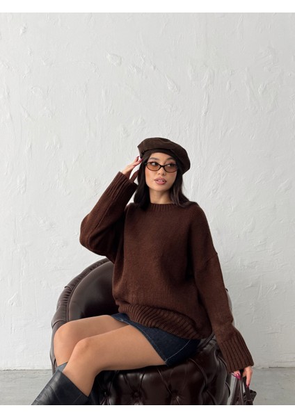 Kadın Yumuşak Dokulu Bisiklet Yaka Oversize Basic Triko Kazak fırsatları