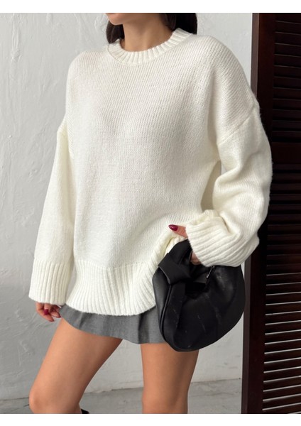 Kadın Yumuşak Dokulu Bisiklet Yaka Oversize Basic Triko Kazak modelleri