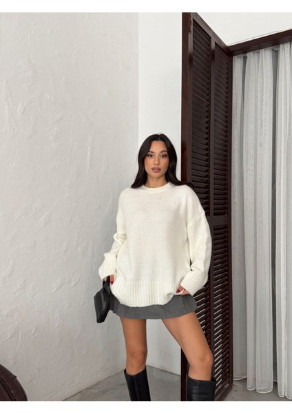 Kadın Yumuşak Dokulu Bisiklet Yaka Oversize Basic Triko Kazak fırsatları