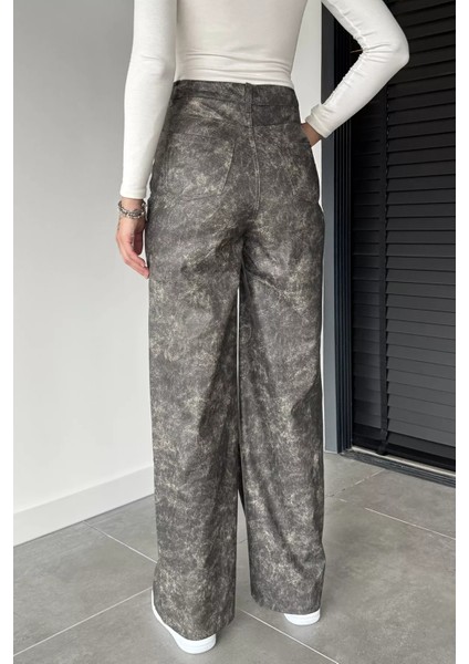 Kadın Slim Fit Suni Deri Pantolon P-00018869 fırsatları