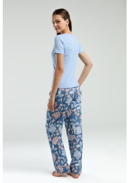 Kadın Üst Kaşkorse Alt Dokuma Kumaş Çiçek Detaylı Pijama Takım W4.A3.K1.R1K indirimleri