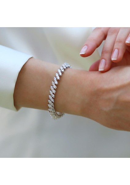 Icecut Taşlı Damla Gümüş Bileklik